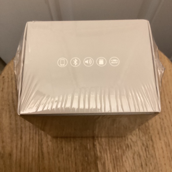 NEW SEALED Doss Bluetooth SoundBox Portable Speaker - Picture 3 of 6